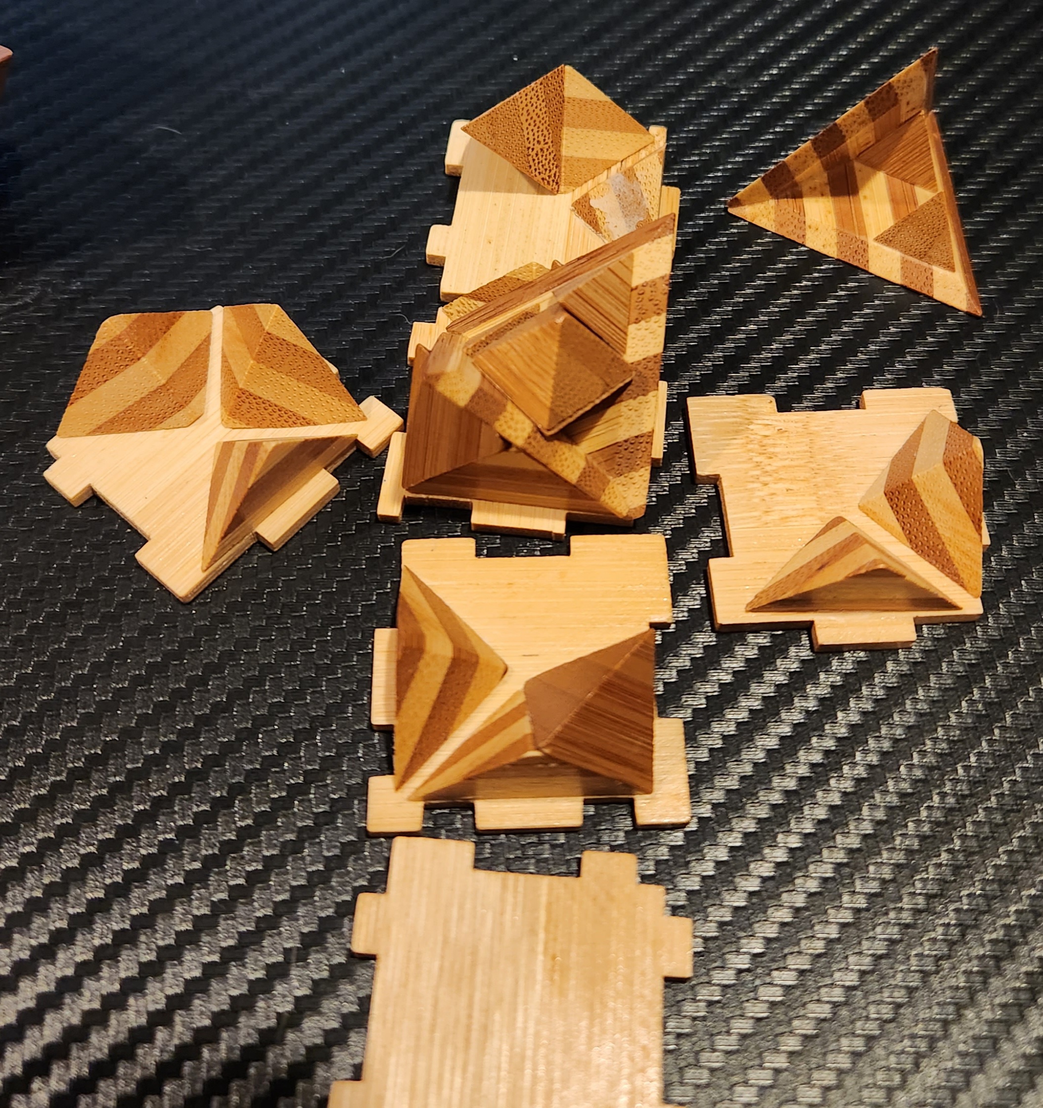 12 Piece Wooden Star Puzzle Solution
