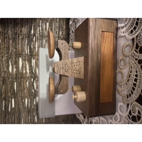 Balance Scale by Tatsuo Miyamoto (Karakuri Box)