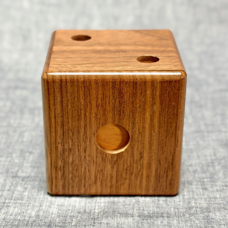 Dice (P-9-3) (1997) by Akio Kamei