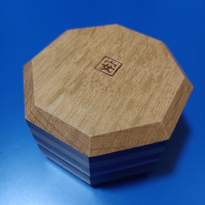 "Pile of Disks 2"(M-12-2) Karakuri Box Akio Kamei