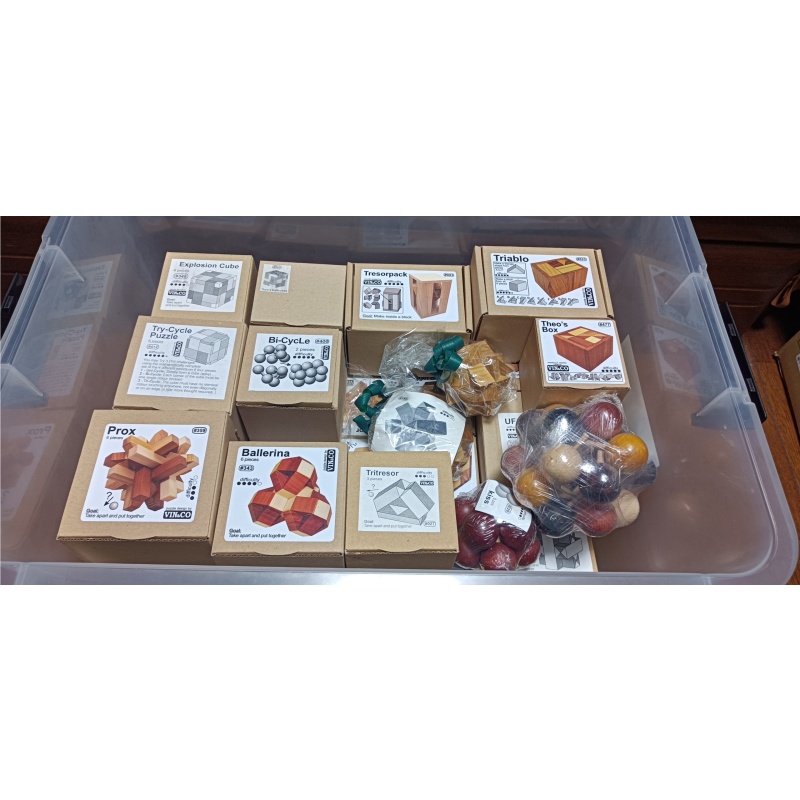 33 Set of Vin & Co Wooden Puzzle Brand New!!