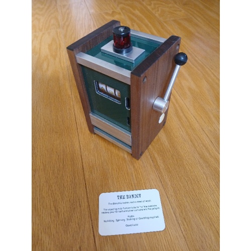 Bandit (Green) by MW Puzzles