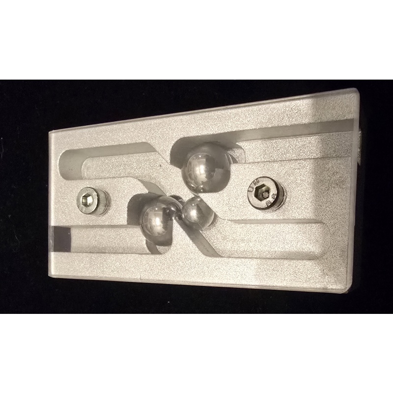 R2D2 by Roger Dieckmann (Roger D) – Precision CNC Puzzle