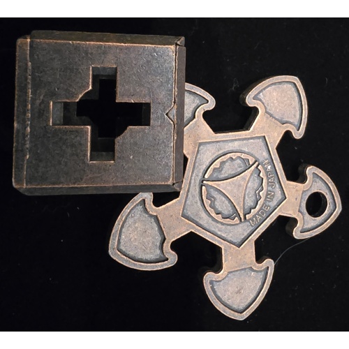 Hanayama "Antique Bronze" Level 3 Puzzle Set