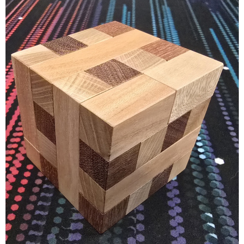 The "Happy" Hooker Cube – A Piece of Puzzle History