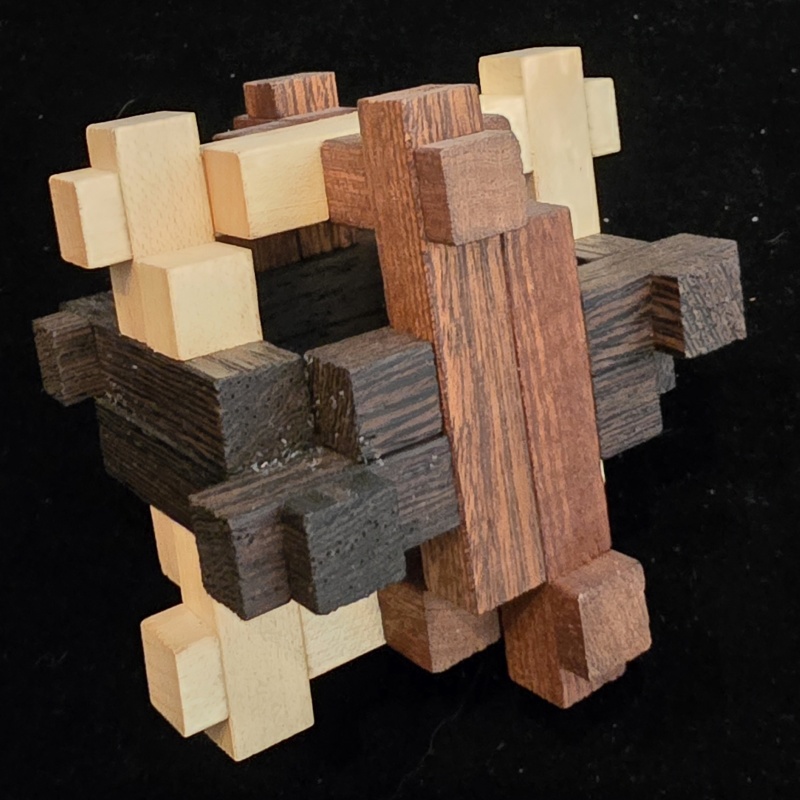 RARE 1999 IPP19 Exchange: "The In-Out Puzzle" – Philippe Dubois (Gift of Dan Feldman)