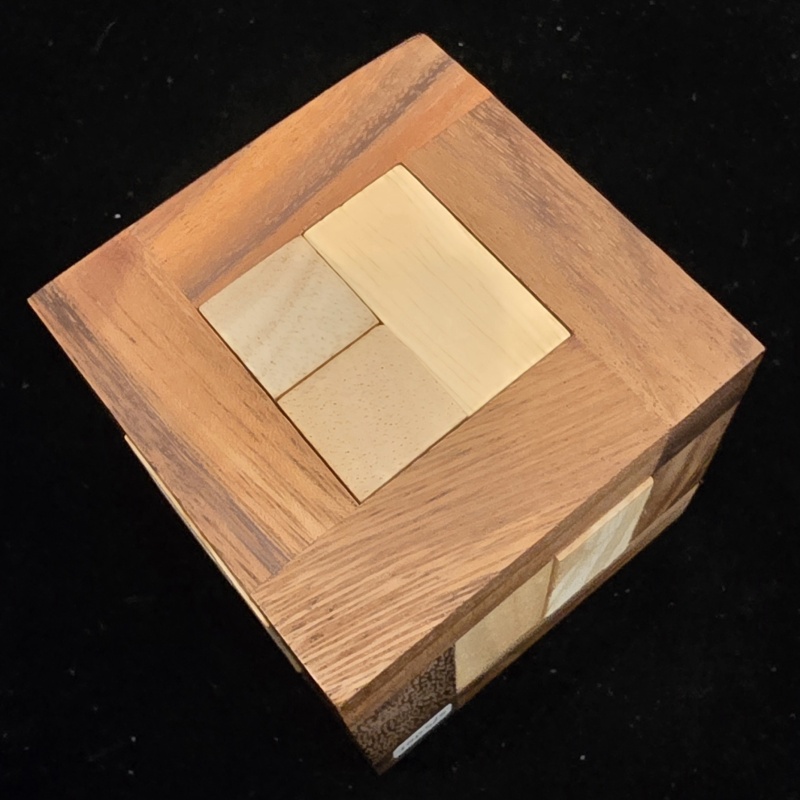 Gala Cube (IPP 25 Helsinki, 2005)