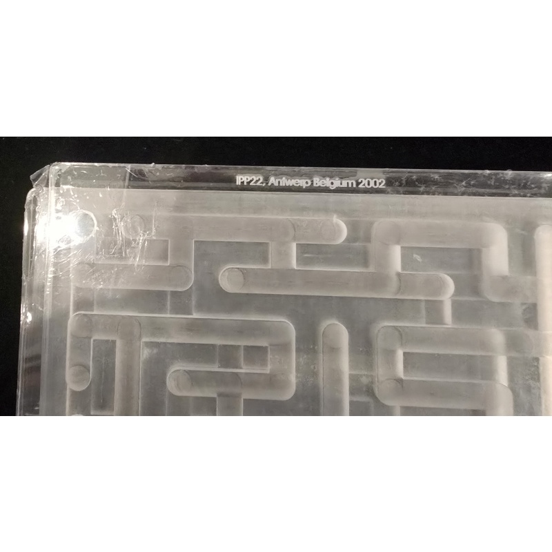 MIB UNOPENED "Shifty Maze" All-Acrylic Puzzle by Bill Darrah - IPP22 (2002) - Darrah Estate!