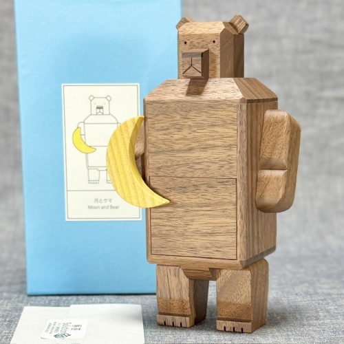 Moon and Bear by Yoh Kakuda KCG