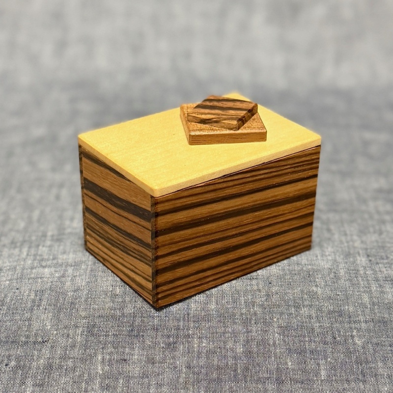 Karakuri Marble Cake (KS-4-2) KCG