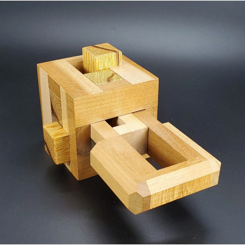 Padlock Burr by Tim Alkema and Eric Fuller