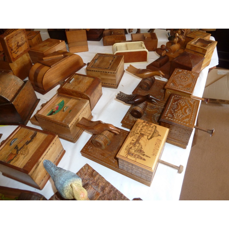 Fifty Eight mechanical Cigarette Boxes