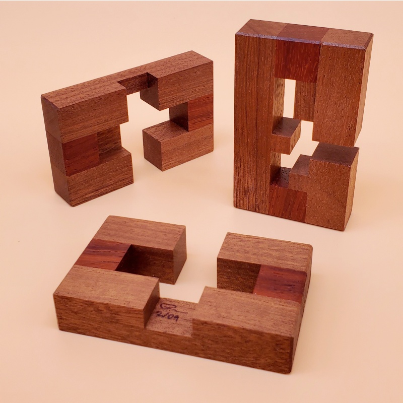 Three Piece NOT by Frans de Vreugd