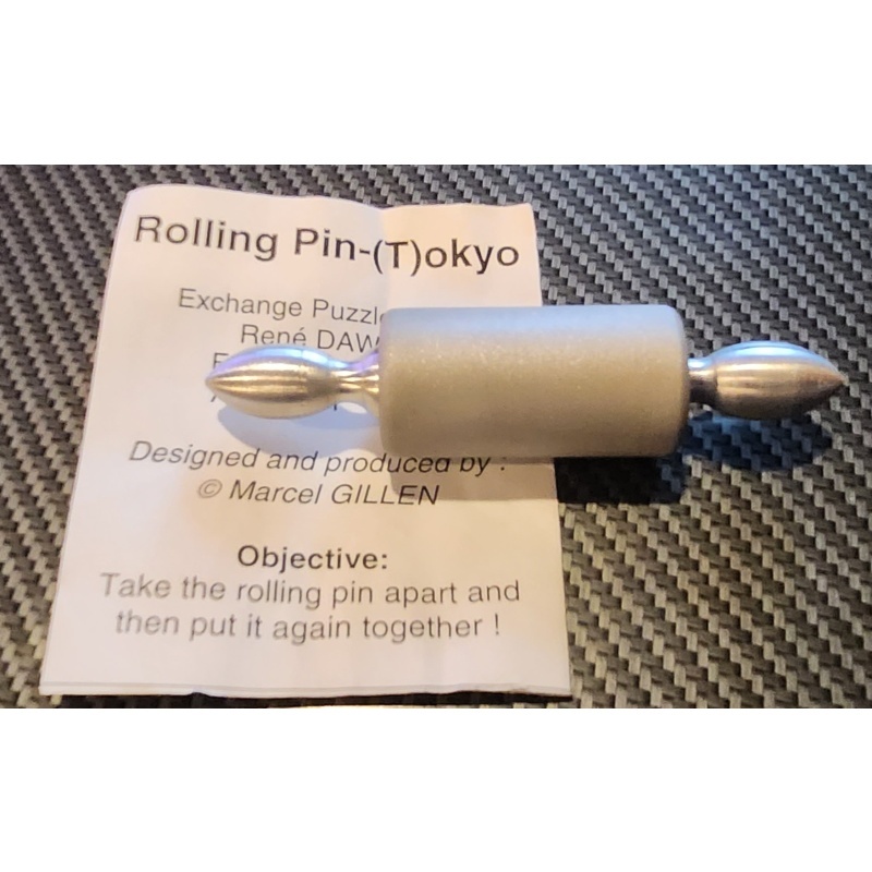 Rolling Pin (T)okyo by Marcel Gillen, IPP21 2001