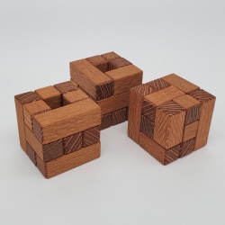 Mini Cubes by Markus Gotz and Tom Lensch