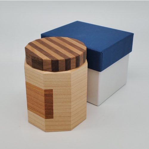 Bottle Lid (CO-14-4) by Naoko Ono and Yasuaki Kikuchi