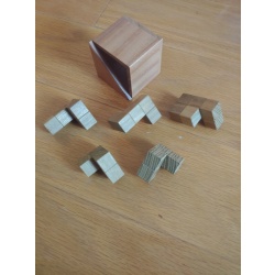 Triangle Cube 3 by Osanori Yamamoto