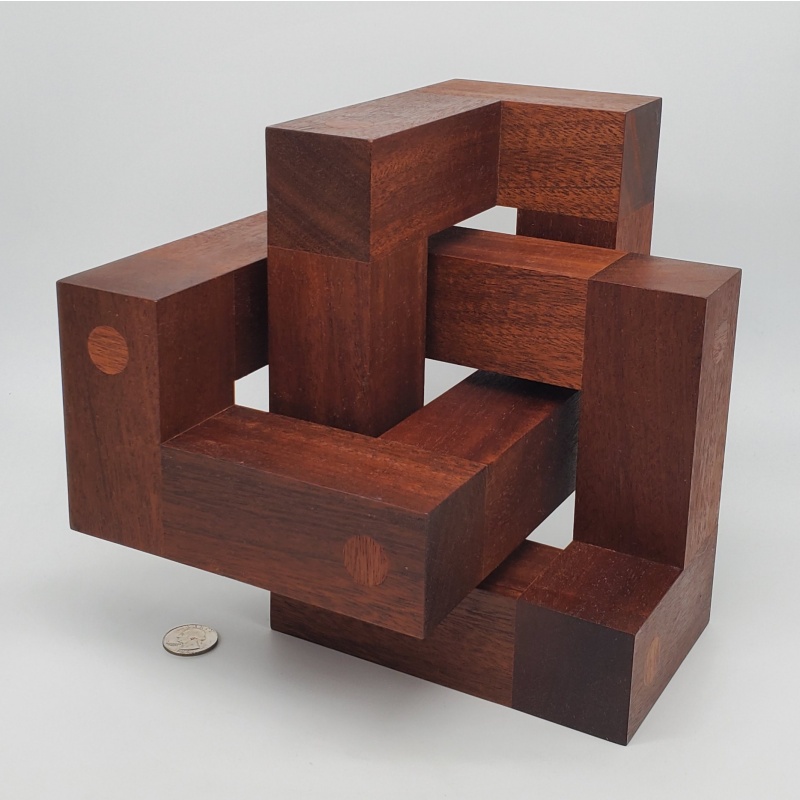 Endless Knot Sculpture by Philippe Dubois