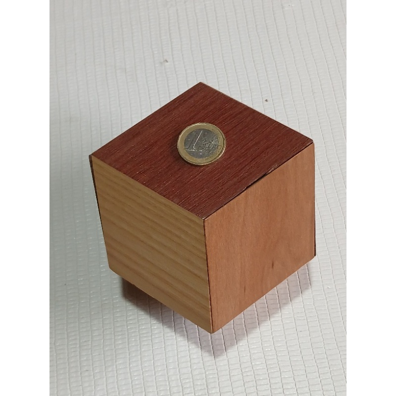 Pennyhedron