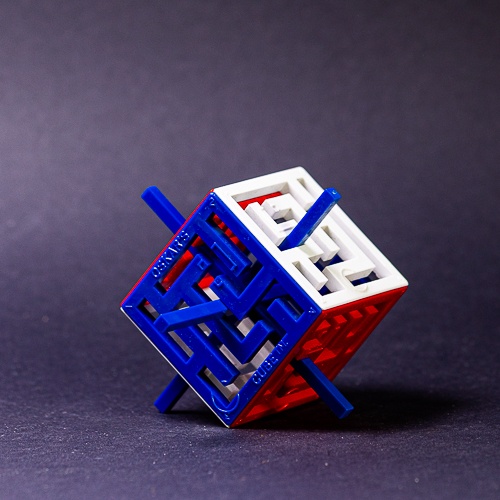 Oskars Cube by Oskar van Deventer