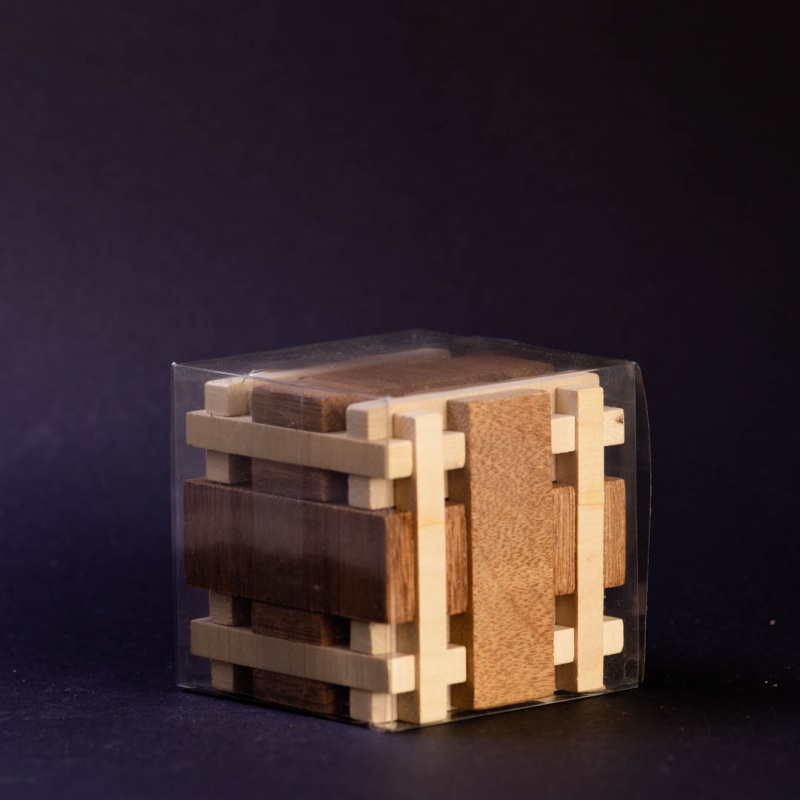 Klammerwürfel by Beli design