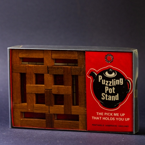 Puzzling Pot Stand by Pentangle