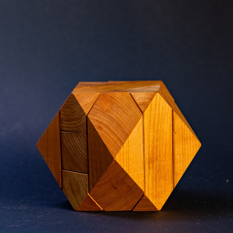 Cube octahedron / Würfeloktaeder by Beli Design( Bernt Liebert )