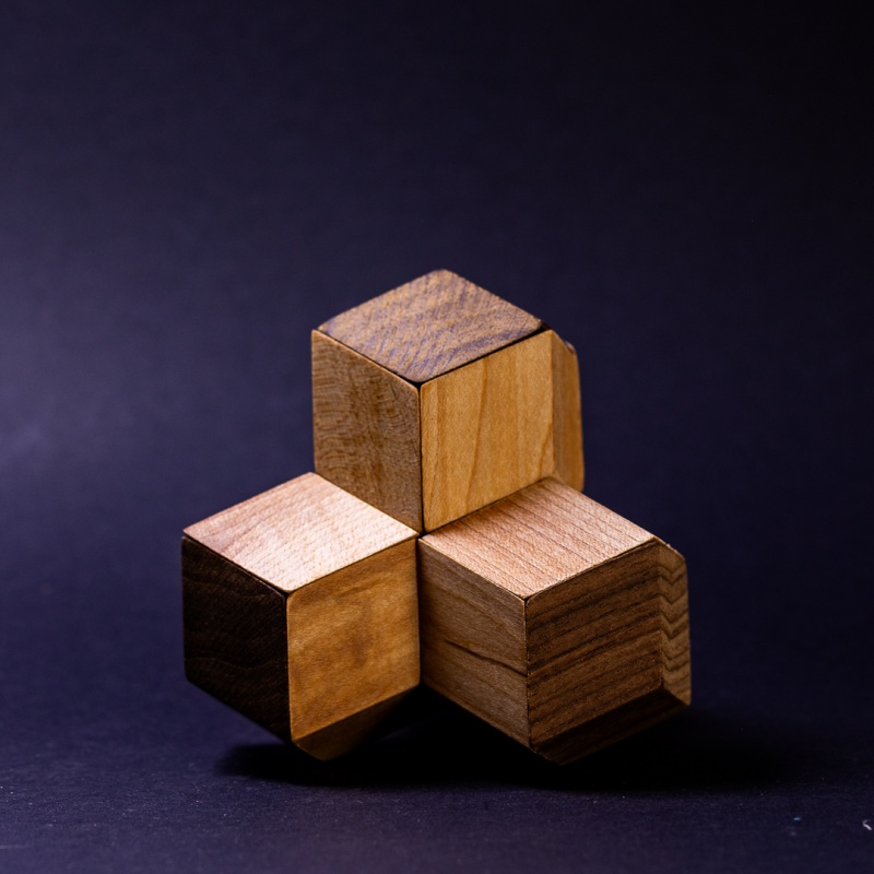 Turnabout – Magnetic Blocks