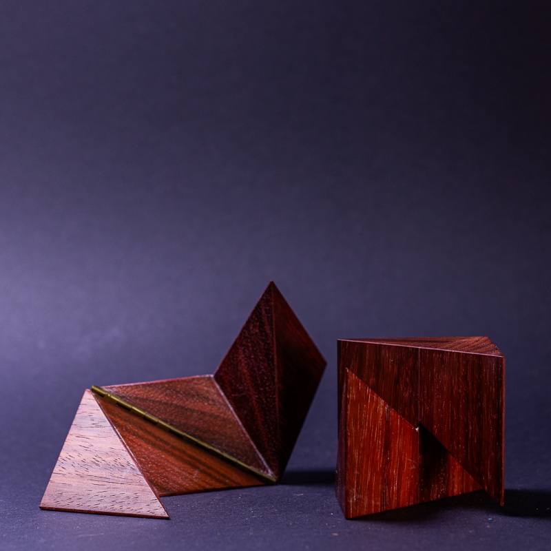 Clinch Cube by Pentangle