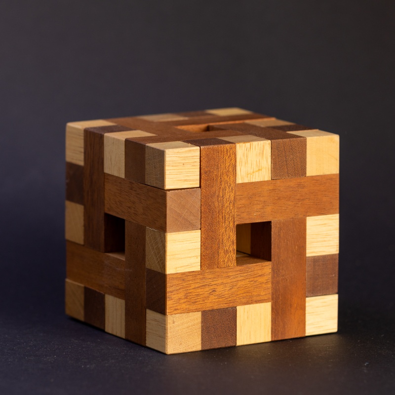 Fuchsbau / Ortho Cube / The Cube by Stewart Coffin