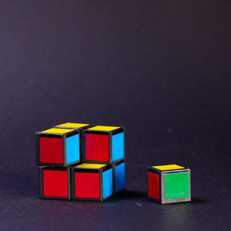 Magnet cubes