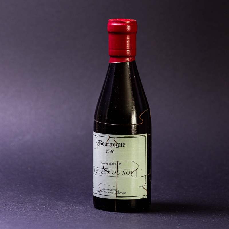 Wine Bottly by Jeaux du Roy