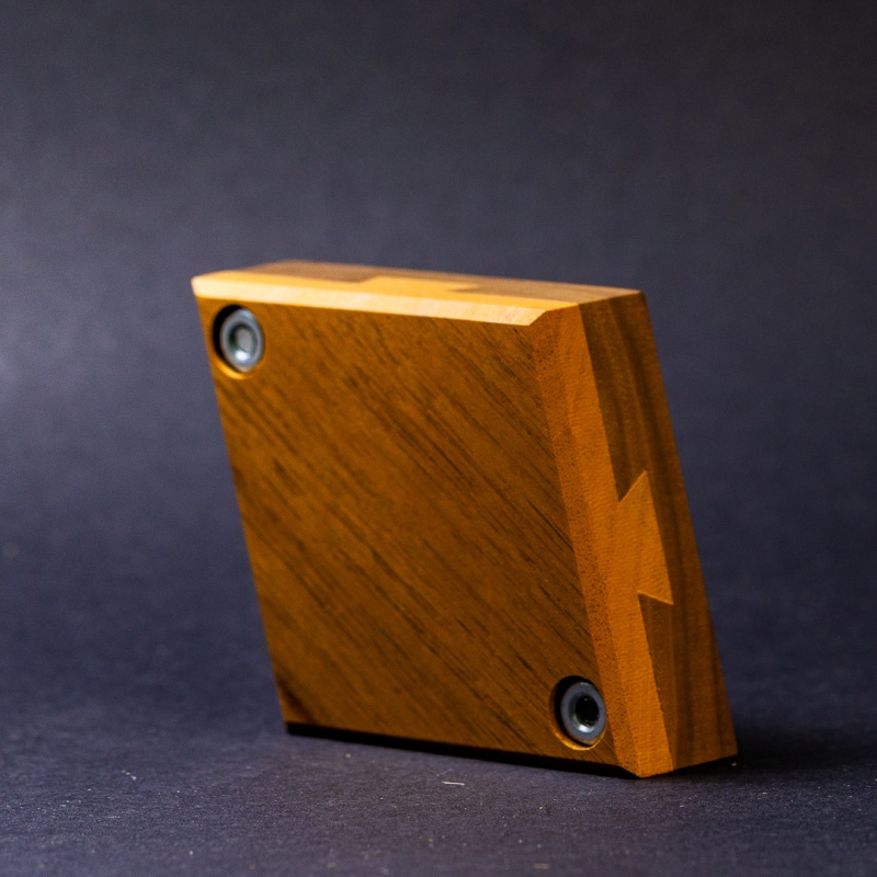 Sandfield's Bolted Dovetail