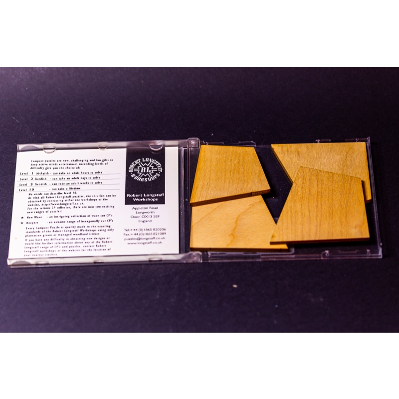 COMPACT PUZZLE – Square puzzle by Robert Longstaff Workshops