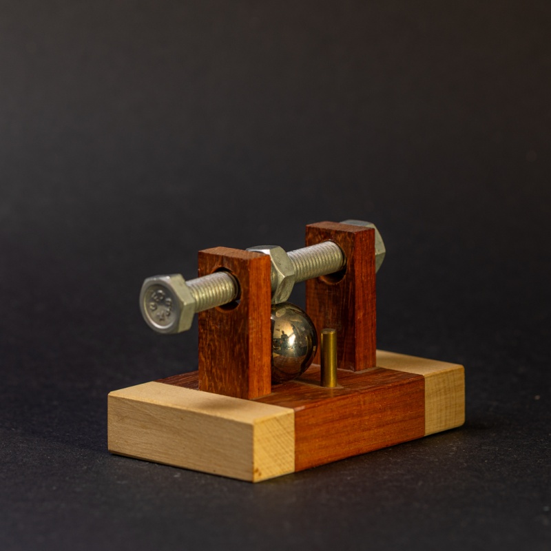 Boulon J20 by J.C. Constantin