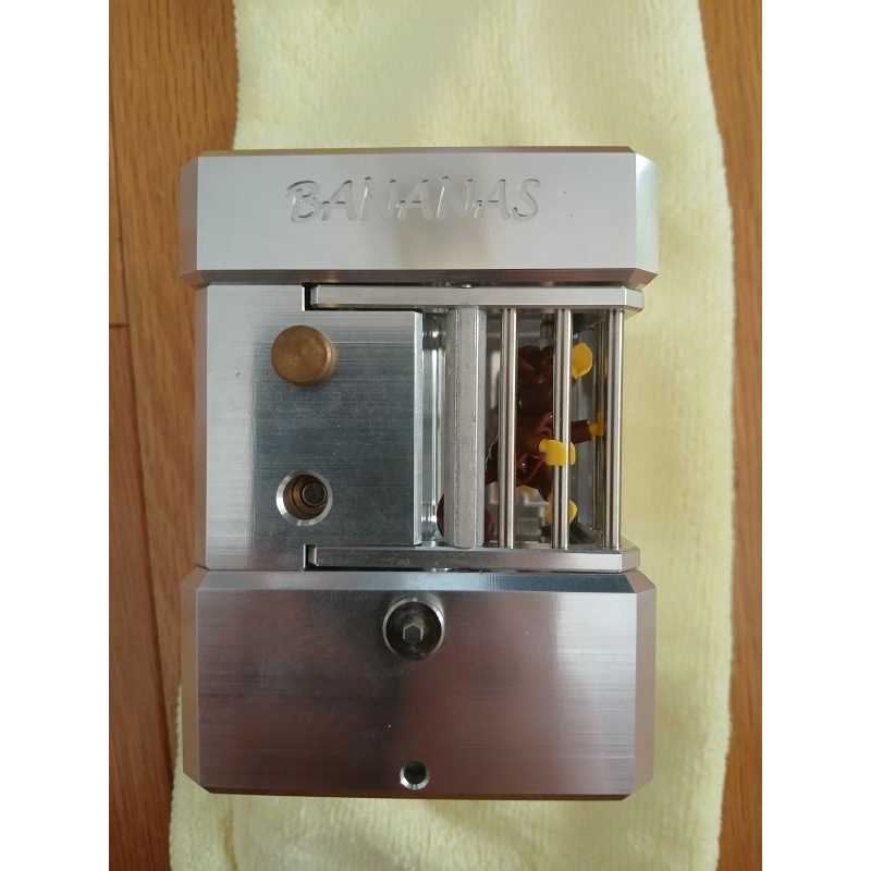 Bananas by Jon Keegan