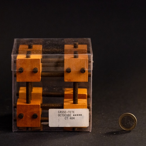 CT 484 Octocube by Arjeu