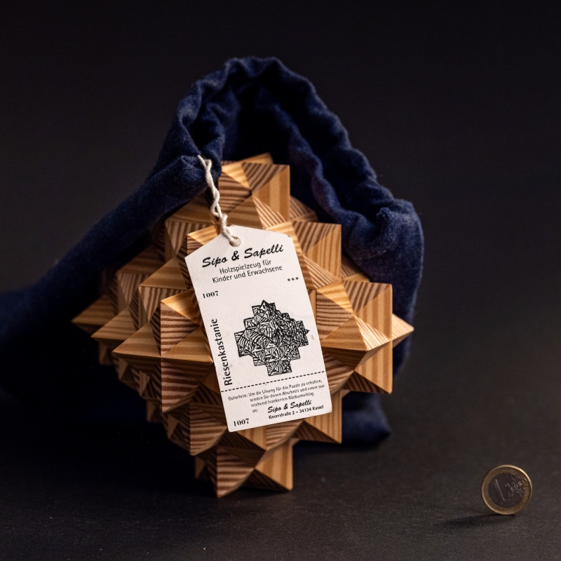 Giant chestnut by Sipo & Sanelli