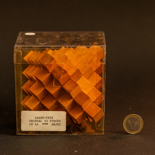 CT 44 Japanischer Kristall 33 – 10cm by Arjeu