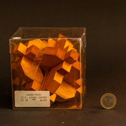 CT 39 Shooting Star – 10cm by Arjeu