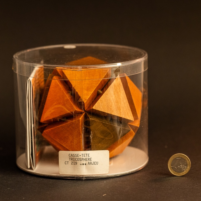 CT 219 Tricosphere – 13cm