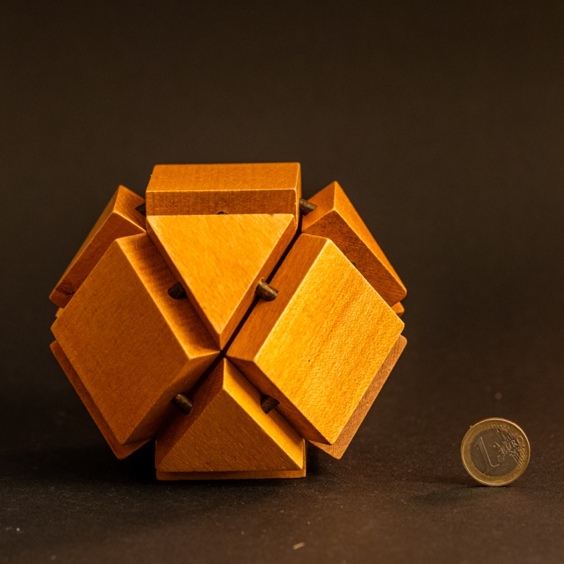 CT 111 Octa Cube – 10cm by Arjeu