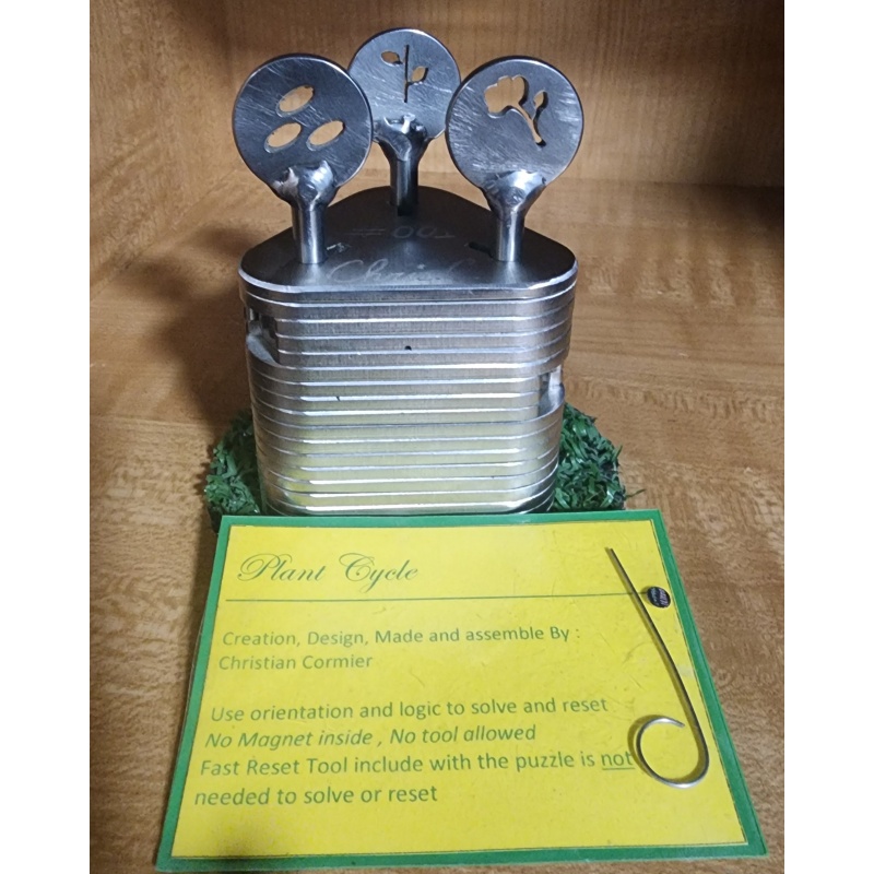 Plant Cycle #001 by Christian Cormier