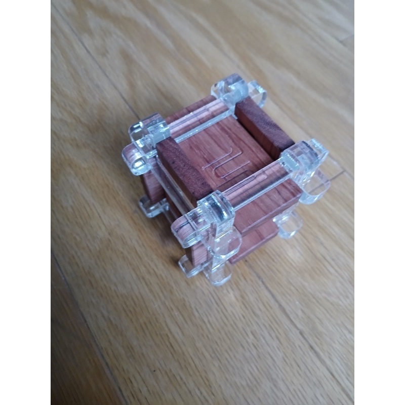 Slidebox 353 by Stephan Baumegger