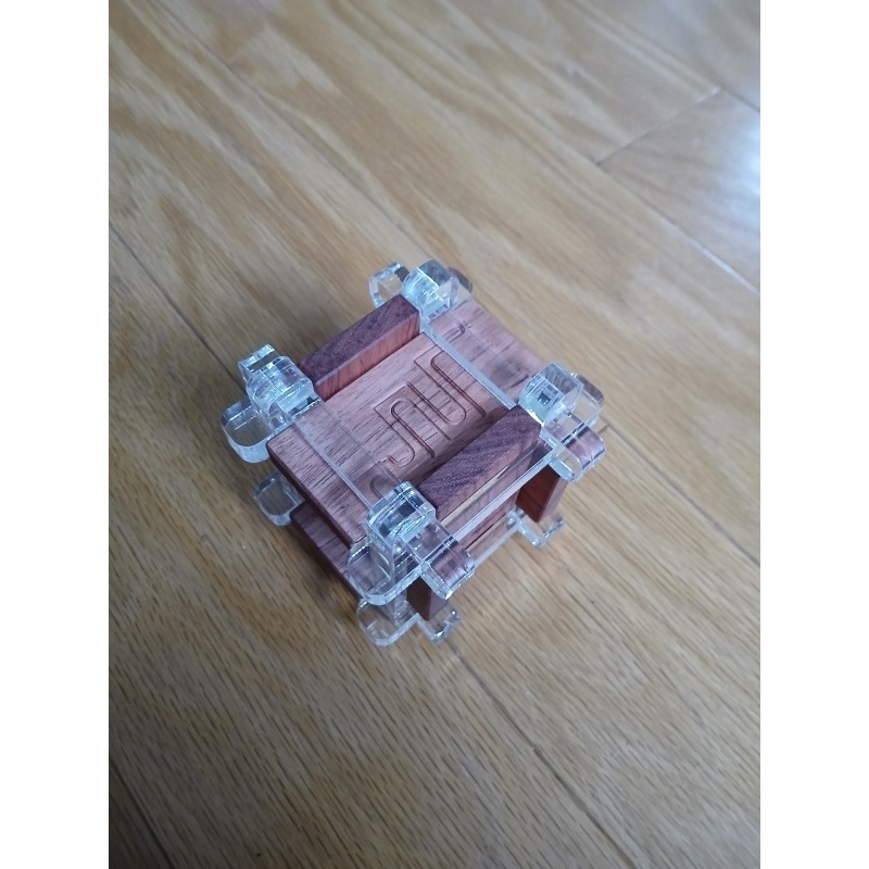 Slidebox 353 by Stephan Baumegger