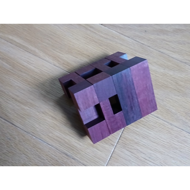 Stuffing Burr by Dr. Volker Latussek