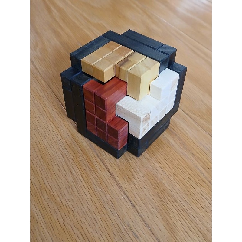 Neighburr by Christoph Lohe