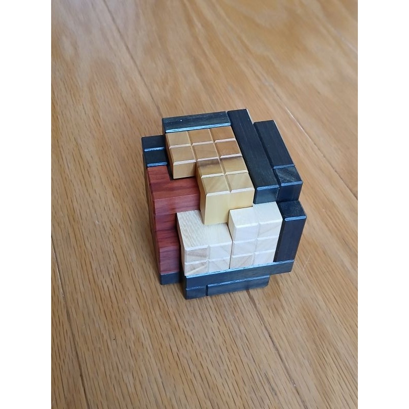 Neighburr by Christoph Lohe