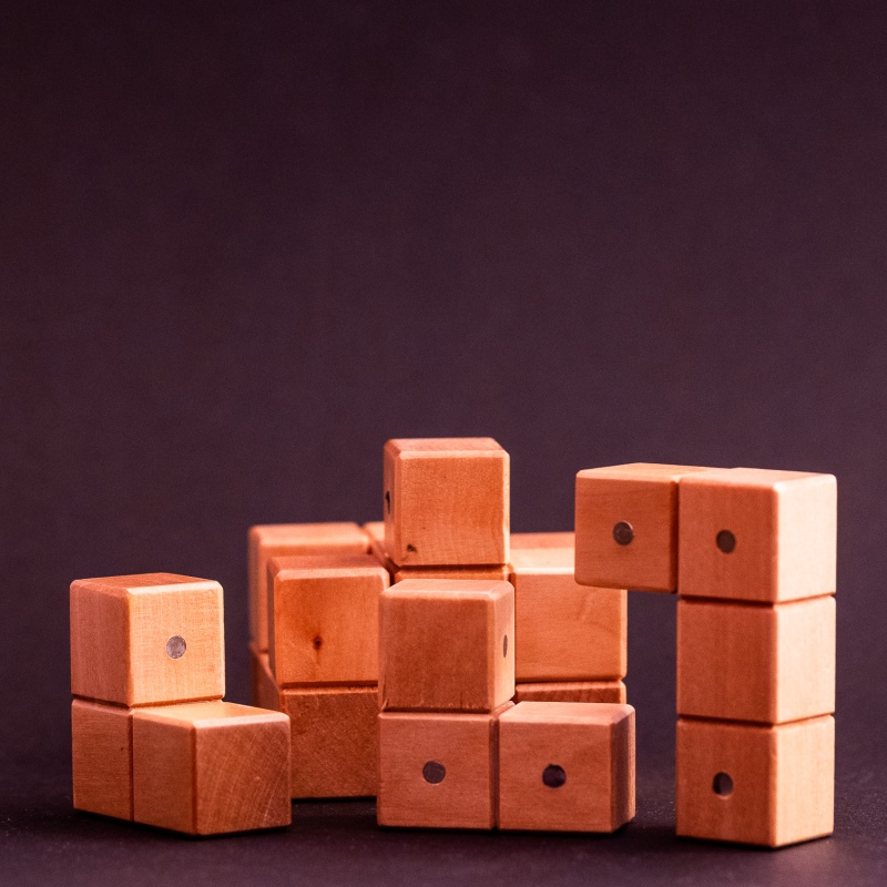 Magna Cube by IQ Collection