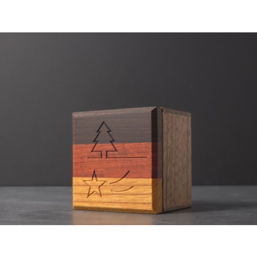 Secret Box with a Tree and a Star(RF-85) - Hiroshi Iwahara (Karakuri)